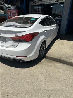 هیوندای ئەڤانتی